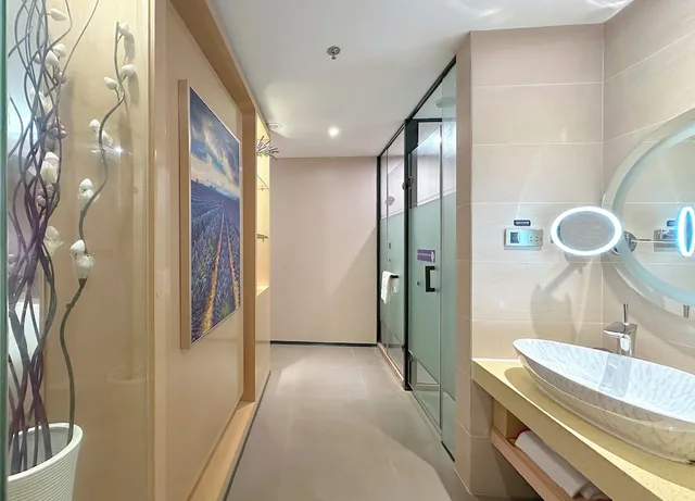 غرفة سوبيريور بسرير كينج، Lavande Hotel Baiyun International Airport Branch 4/5