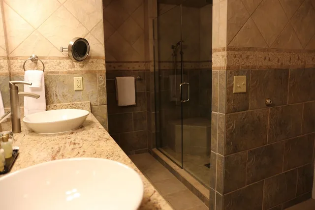 Club, Premium, King Bed, Adult Only، The Omni Grove Park Inn 5/6