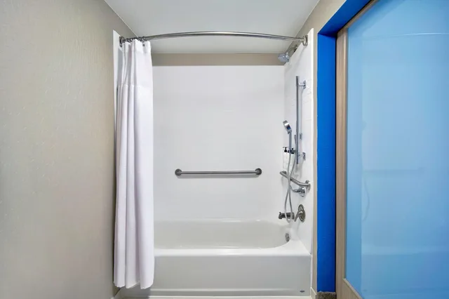 Suite, Multiple Beds, Accessible، Springhill Suites By Marriott Erie 8/9