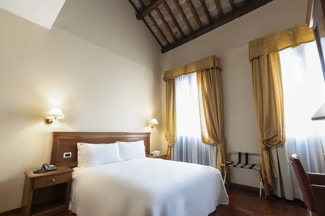 غرفة سوبيريور بسرير كوين مع أريكة، Antico Hotel Alle Acque 3/6