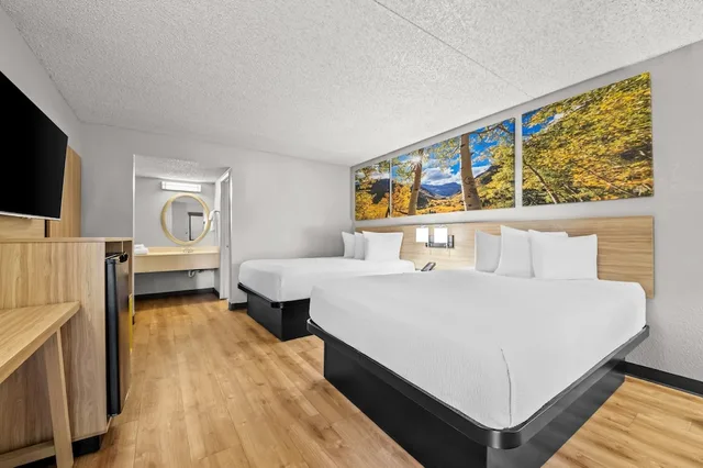 Standard, 2 Queen Beds, Days Inn by Wyndham Buena Park 2/9