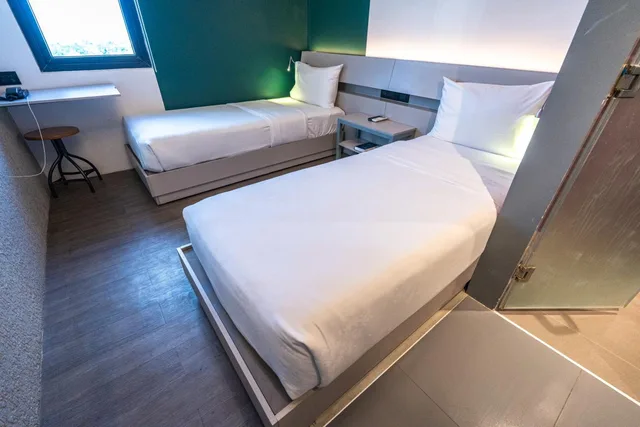 غرفة سوبيريور بسرير مزدوج أو سريرين منفصلين، Yello Hotel 1/2