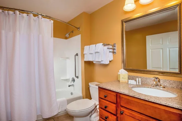 استوديو بسرير كوين مع أريكة لذوي الإعاقة، Towneplace Suites By Marriott Clinton At Joint Base Andrews 2/2
