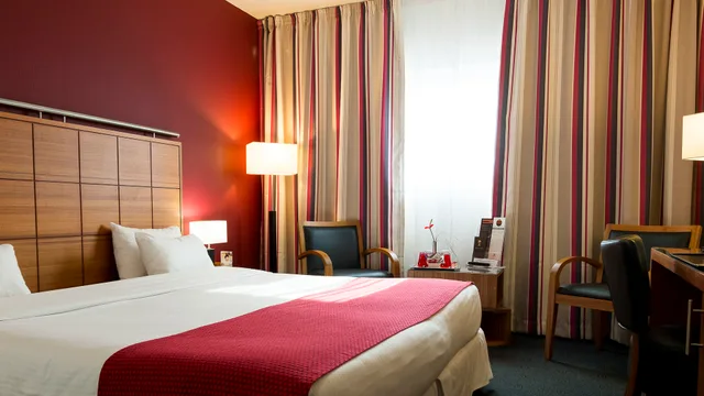 Standard, King Bed, Holiday Inn Bordeaux Sud Pessac 3/5