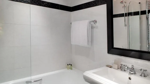 غرفة مفردة ديلوكس، Hotel Le Senat 3/3