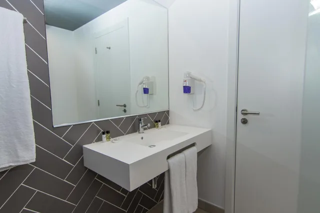 غرفة ديلوكس بإطلالة على المسبح بشرفة، Pestana Gramacho Residences 6/8
