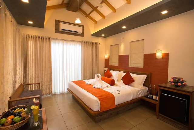 Serene, Cottage, King Bed، Amrezy Resort and Spa By Stride 1/3