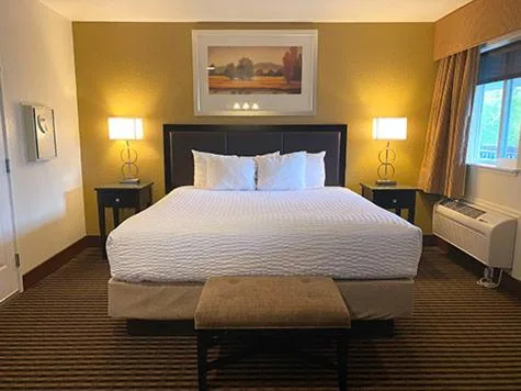 غرفة قياسية بسرير كينج، Prairie Hotel 2/5