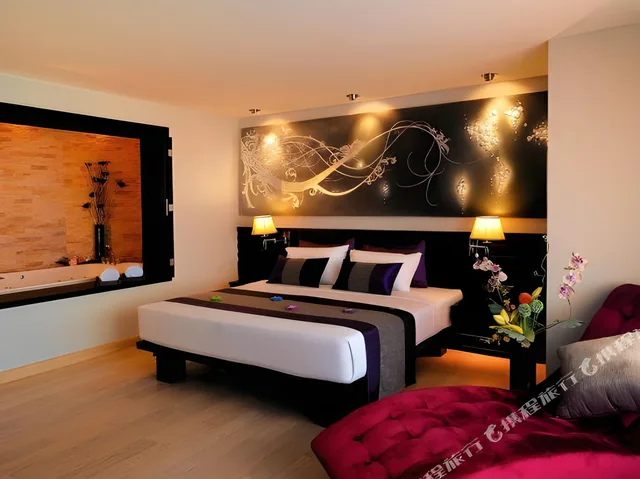 جناح غراند بسرير كينج وسريرين منفصلين، Nouvo City Hotel 2/2