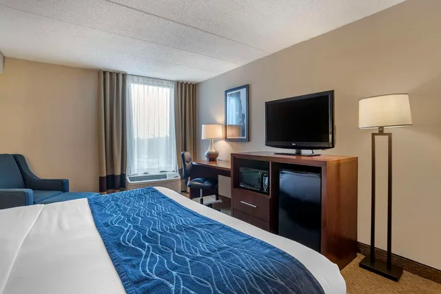 غرفة بسرير كينج، Comfort Inn Shady Grove Gaithersburg Rockville 2/4