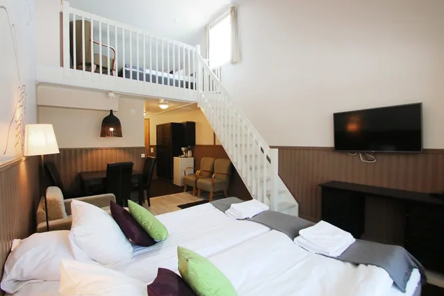 Family, 4 Beds, Sofa, Annex, Hullu Poro Hotel 4/9