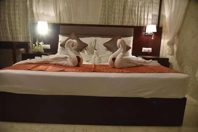كوخ بسرير كينج، Pride Hotel And Convention Centre 10/10