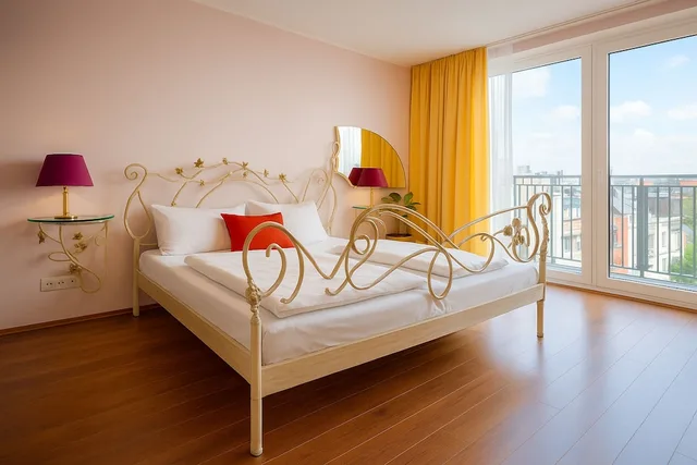 جناح بسريرين كوين، Hotel Petersburg 1/2
