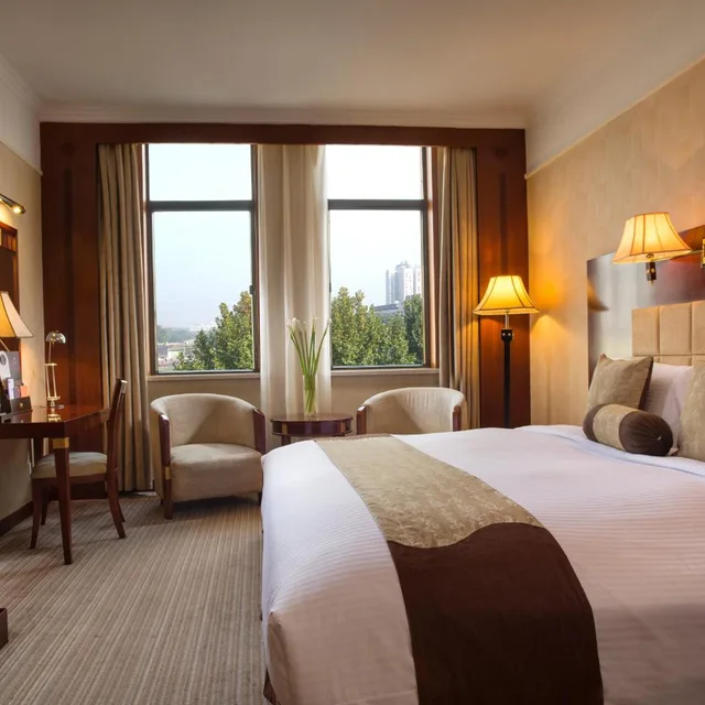 غرفة سوبيريور بسرير كوين، Grand Mercure On Renmin Square 1/8
