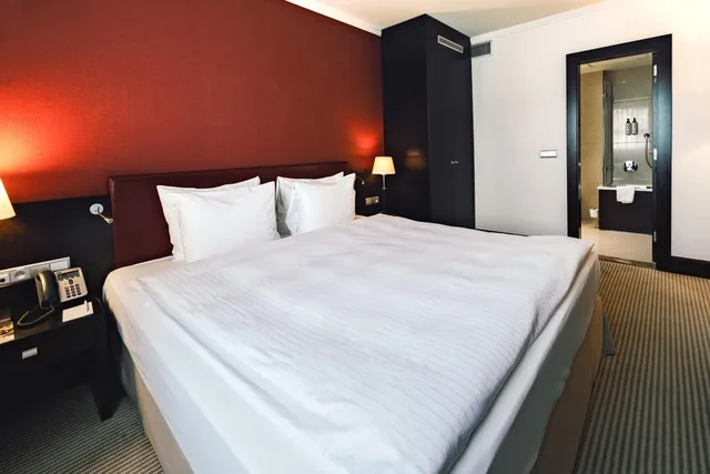 جناح بمنطقة جلوس بمطبخ صغير، CROWNE PLAZA BRATISLAVA 5/10