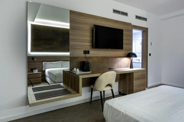 Room, Double or Twin Bed, HOTEL INFFINIT SANXENXO PLAYA 4/8