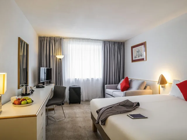 غرفة كلاسيكية عائلية بسرير مزدوج مع أريكة، Novotel Glasgow Centre 1/10
