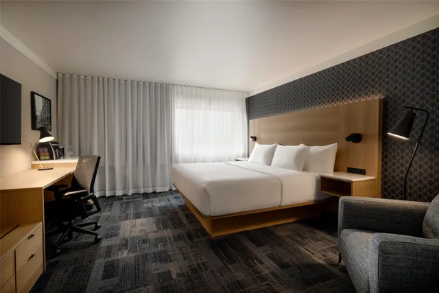 غرفة بزنس بسرير كينج في طابق مرتفع، Le Saint Edouard, WorldHotels Distinctive 6/10