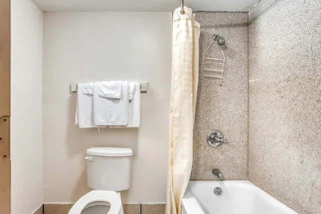 غرفة بسريرين فرديين، OYO Hotel Bald Knob near Searcy AR 10/10