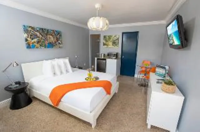 غرفة بسرير كوين، Hollywood Beach Suites Hostel Hotel 2/7