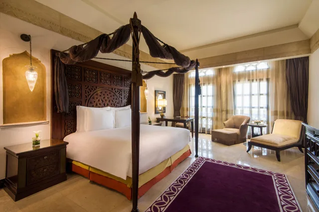 جناح ديلوكس بإطلالة على البحر بغرفة نوم واحدة، Sharq Village & Spa, a Ritz-Carlton Hotel 2/4