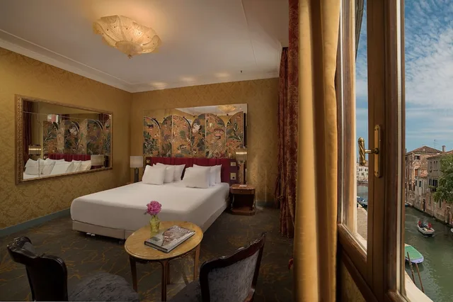 غرفة بريميوم بإطلالة على القناة، NH Collection Venezia Grand Hotel Palazzo dei Dogi 7/10