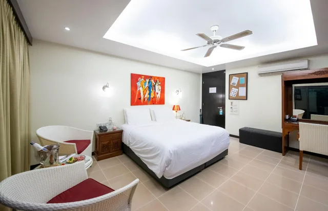 غرفة بريميوم، The Lokal Hotel Phuket 2/2