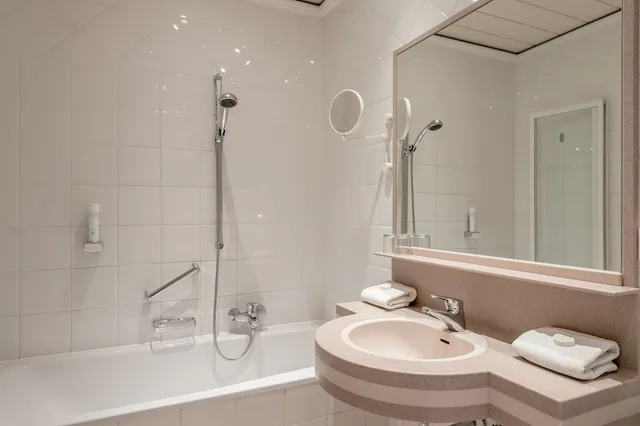 غرفة كلاسيكية بسرير كينج، Altstadthotel Wolf Dietrich 4/4