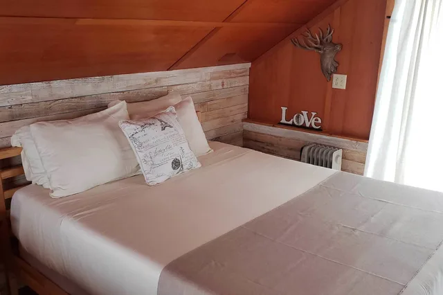 غرفة بسريرين كوين مع أريكة، Paradise Village Hotel 6/7