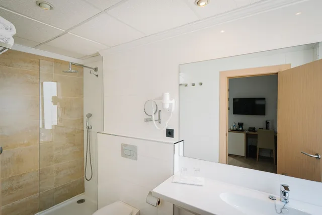 غرفة بسرير مزدوج بإطلالة على البحر بشرفة، THB Los Molinos - Adults Only 4/5