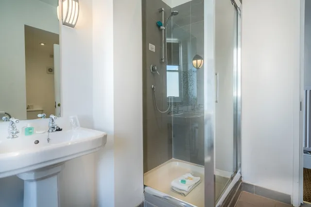 Tower, Suite, Double Bed، Queens Hotel Brighton 4/4