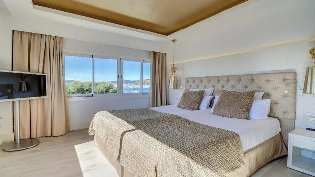 غرفة بسريرين مزدوجين بإطلالة على البحر، Hotel Illa D Or And Illa D Or Club Apartments 1/1