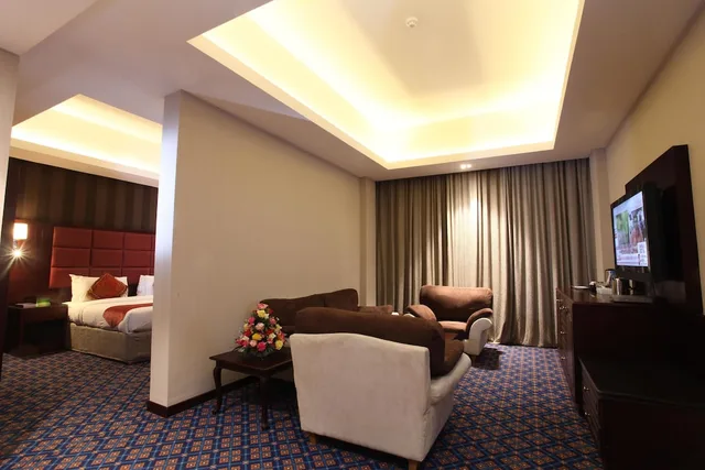 جناح تنفيذي بسرير كينج، Ramee Guestline Hotel 1/1