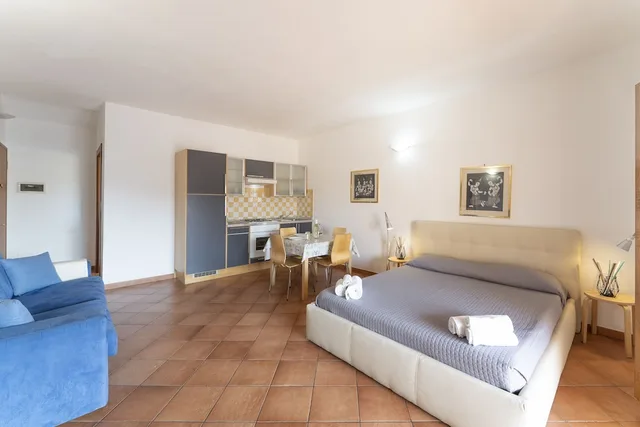 Comfort, Studio, Queen Bed, Sofa, Cristal Blu 1/7