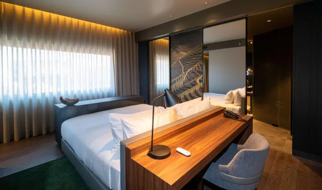 غرفة ديلوكس بسرير مزدوج بشرفة، Hilton Porto Gaia 9/10