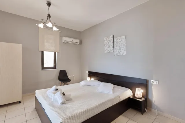 غرفة بسرير مزدوج بإطلالة على البحر، Villa Gereoudis 6/10