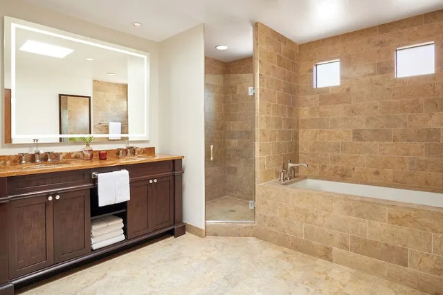جناح جونيور بسريرين كوين، Enchantment Resort 2/2