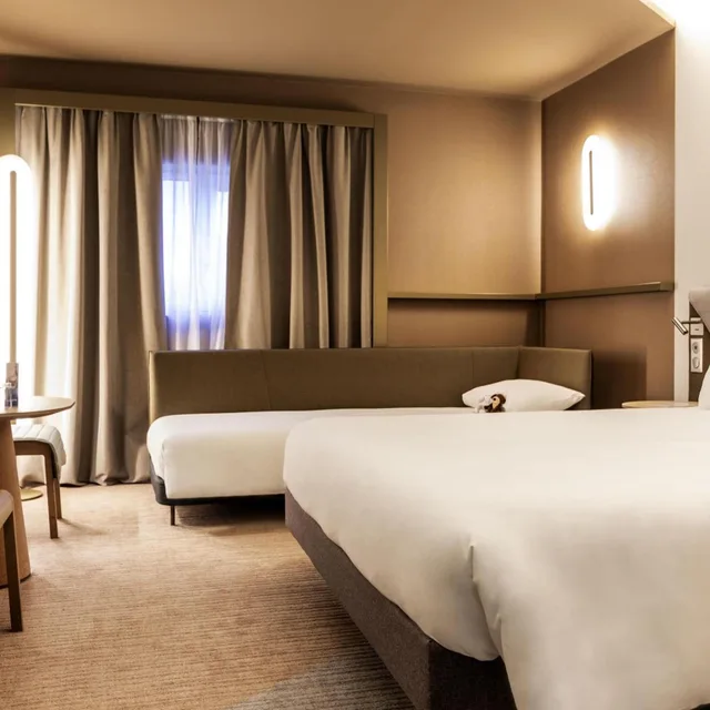 غرفة سوبيريور بسرير مزدوج مع أريكة، Novotel Paris Orly Rungis 2/5