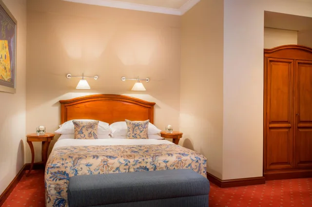 غرفة سوبيريور تنفيذية بسرير مزدوج، Best Western Premier Hotel Astoria 2/5