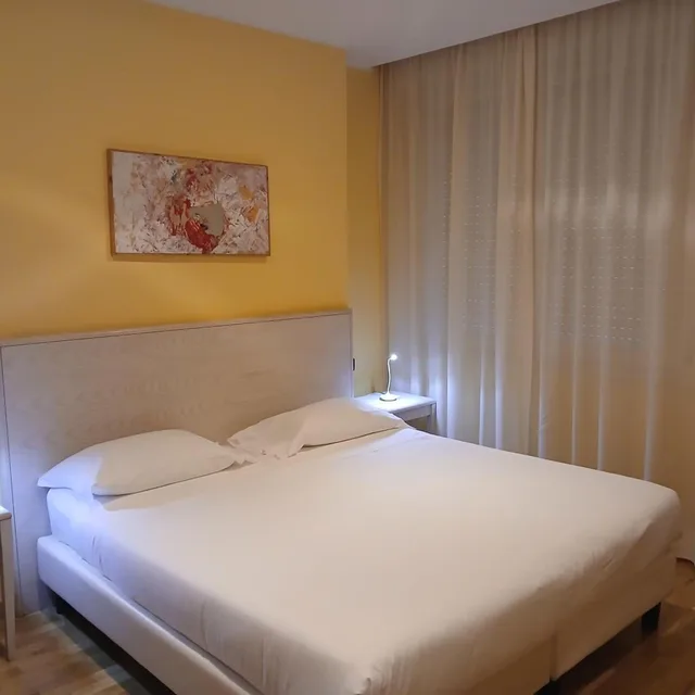 غرفة قياسية بسرير مزدوج أو سريرين منفصلين، Hotel Chiaraluna 5/10