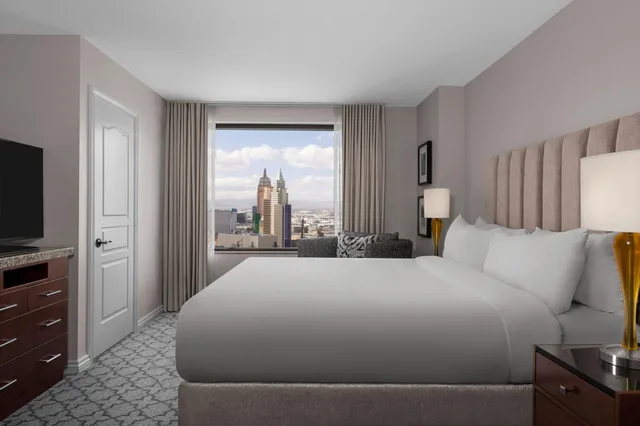 فيلا بسرير كينج، Marriott S Grand Chateau Hotel 1/3