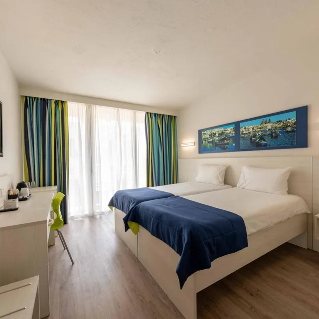 غرفة بسرير مزدوج أو سريرين منفصلين، Santana Hotel 2/10