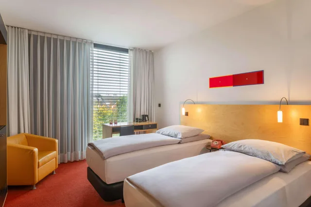 غرفة قياسية بسريرين منفصلين، Innside By Melia Dusseldorf Seestern 7/9