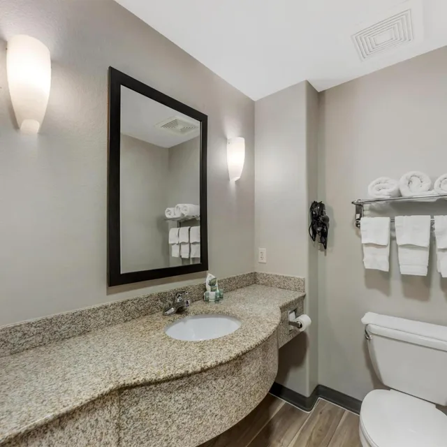 جناح بسرير كينج لذوي الإعاقة، Best Western Sea World/Lackland AFB NW Hotel Suites 7/8