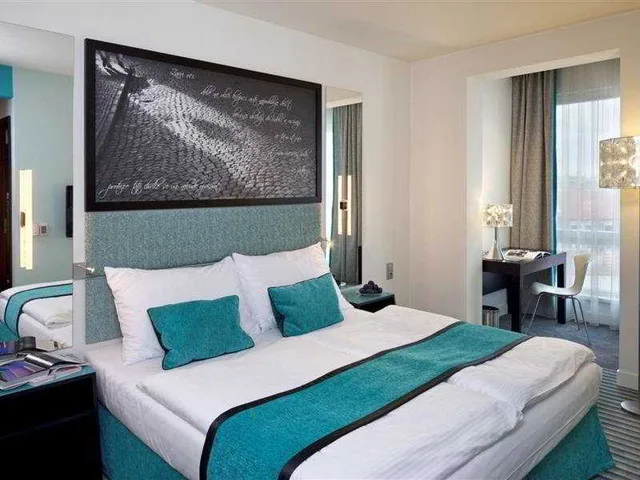 غرفة قياسية ثلاثية، Red And Blue Design Hotel Prague 1/1