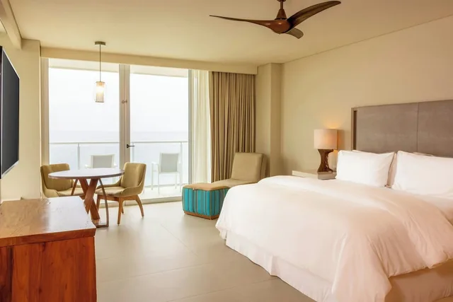 غرفة كلاسيكية بسرير كينج بشرفة، The Westin Cozumel 1/8