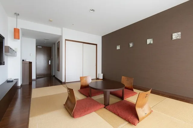 Japanese, 4 Futon Beds, Tatami, EM Wellness Kurashino Hakko Lifestyle Resort 4/5