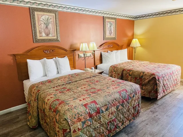 غرفة قياسية بسريرين كوين، Mountain Inn and Suites Dunlap 1/8
