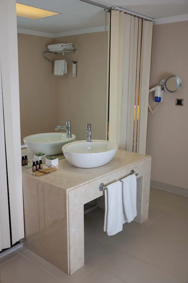 غرفة ديلوكس بسرير كينج بإطلالة على الجبل بغرفة نوم واحدة، Anemon Ordu Otel 4/4