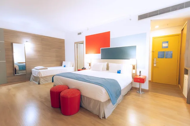 غرفة سوبيريور عائلية بسرير كوين وسرير فردي، Tryp By Wyndham Ribeirao Preto 2/5